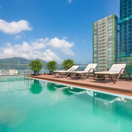 Dolphin Hotel And Apartment Da Nang Exterior foto