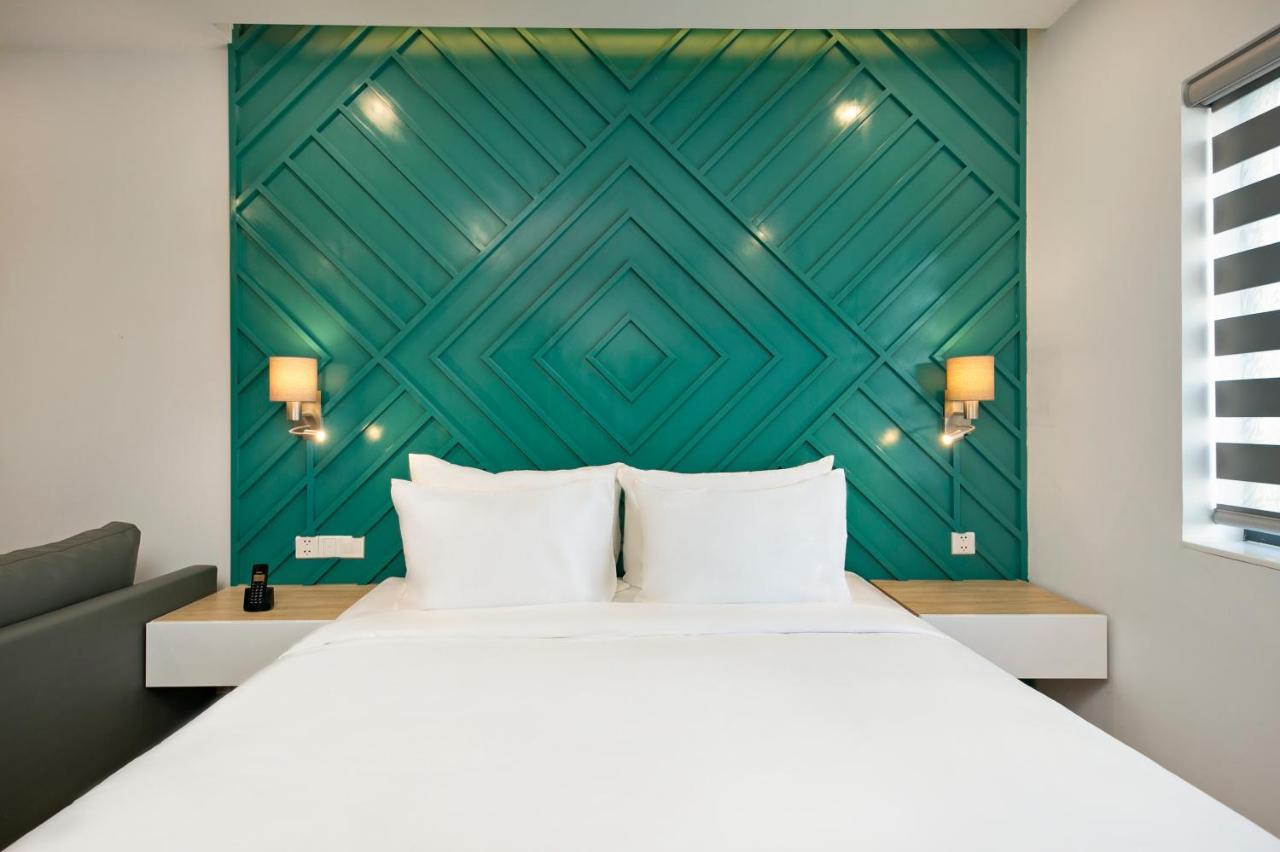 Dolphin Hotel And Apartment Da Nang Exterior foto